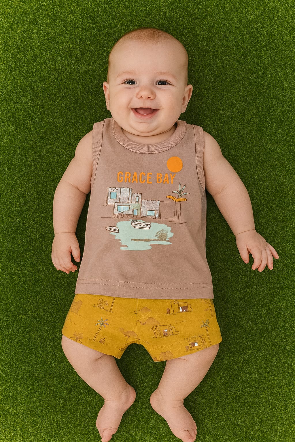 sleevless T-shirt with shorts