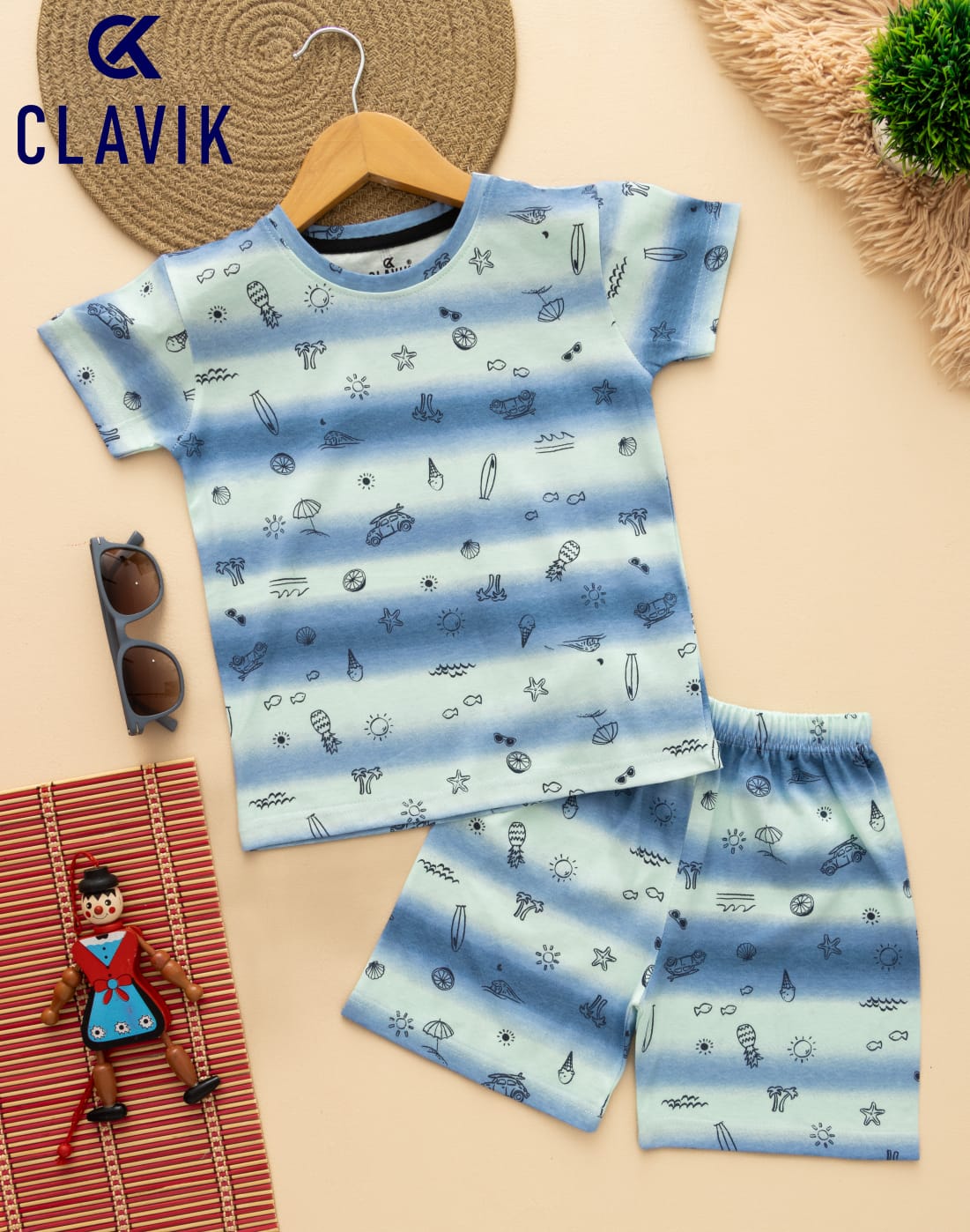 UNISEX T -SHIRT WITH SHORTS